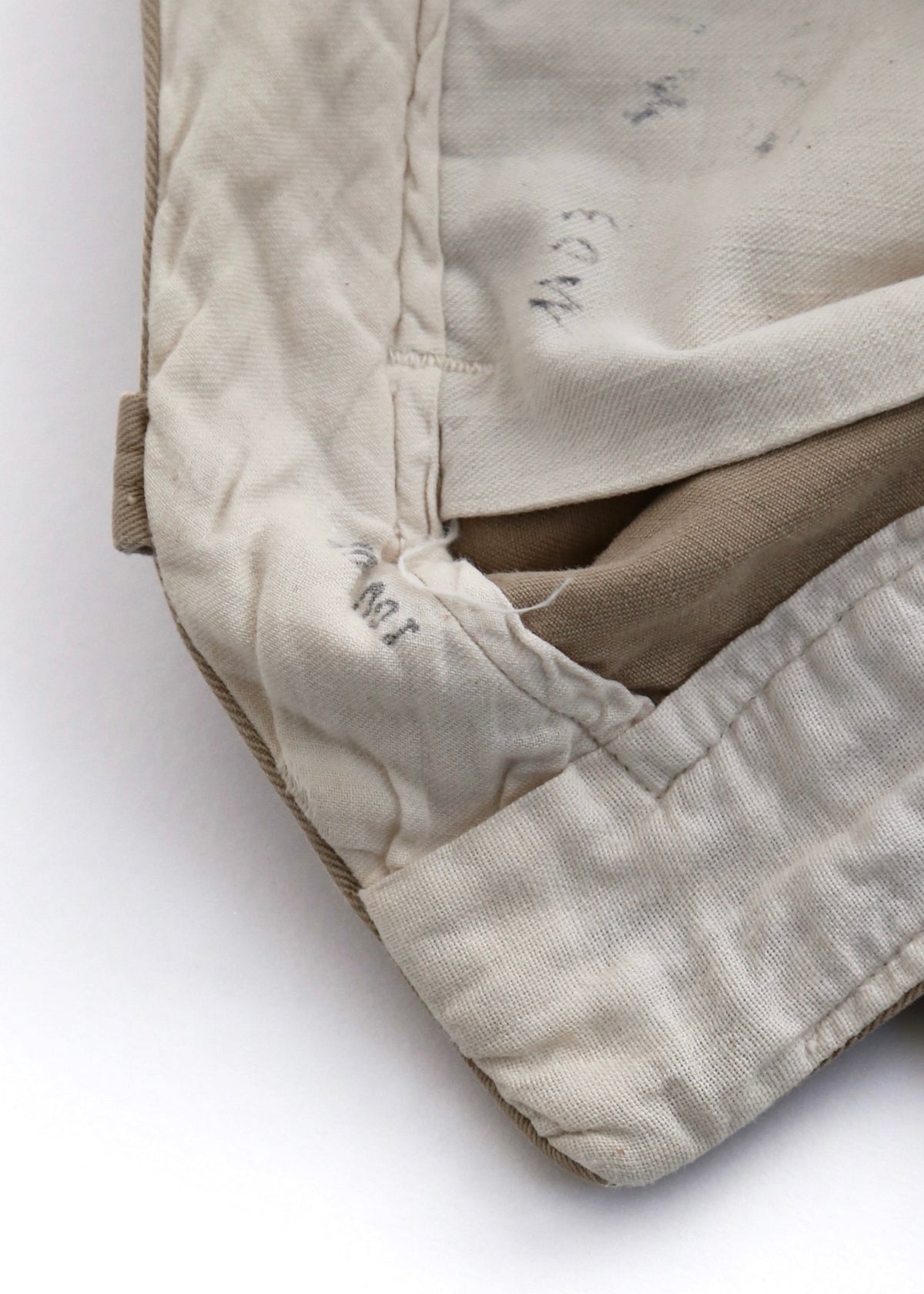 50’S PAINT SPLATTERED US ARMY KHAKI TROUSER