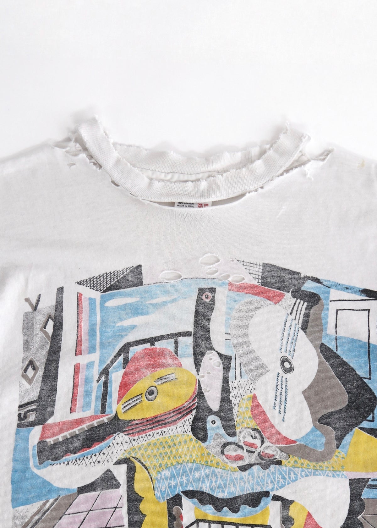 80’S DISTRESSED PICASSO “MANDOLIN AND GUITAR” ART TEE