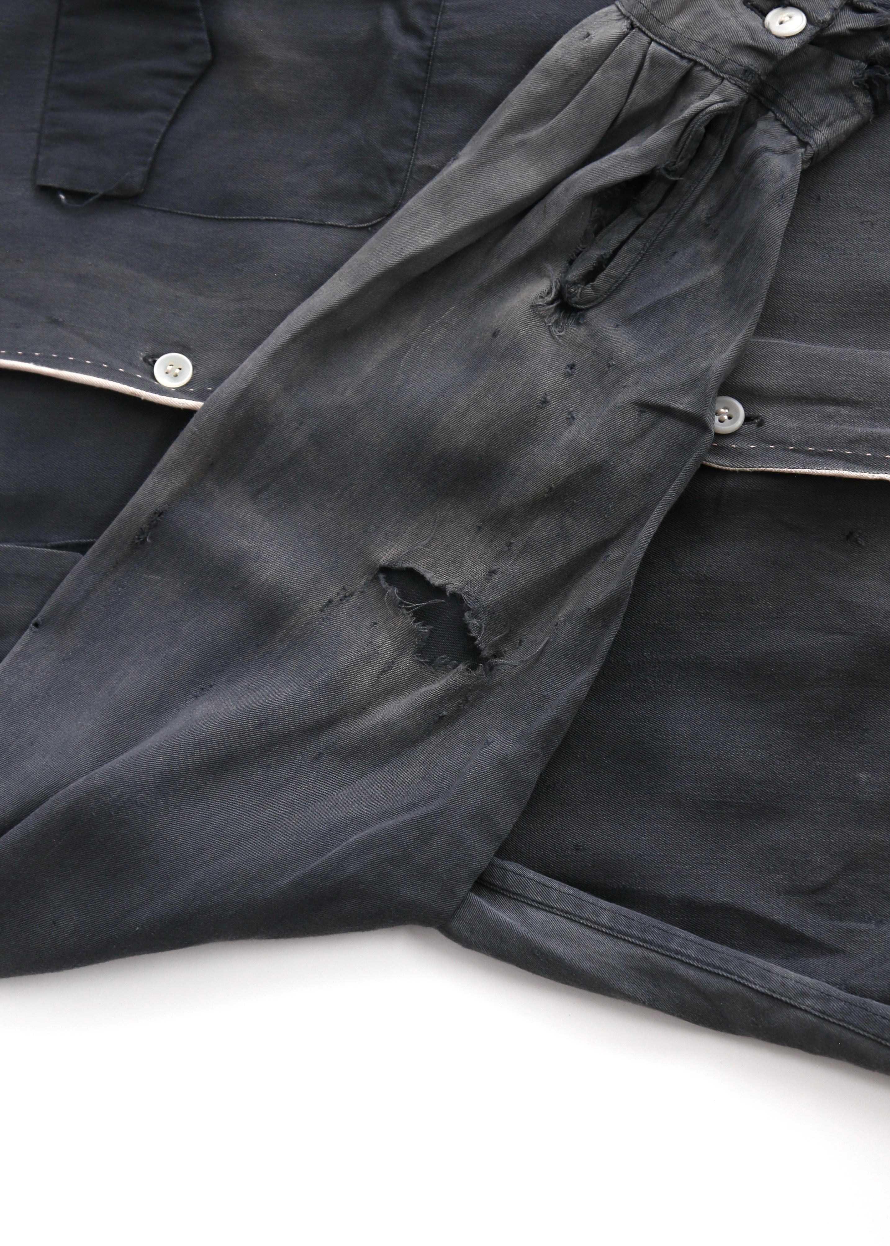 50’S FADED BLACK RAYON DISTRESSED LOOP COLLAR SHIRT