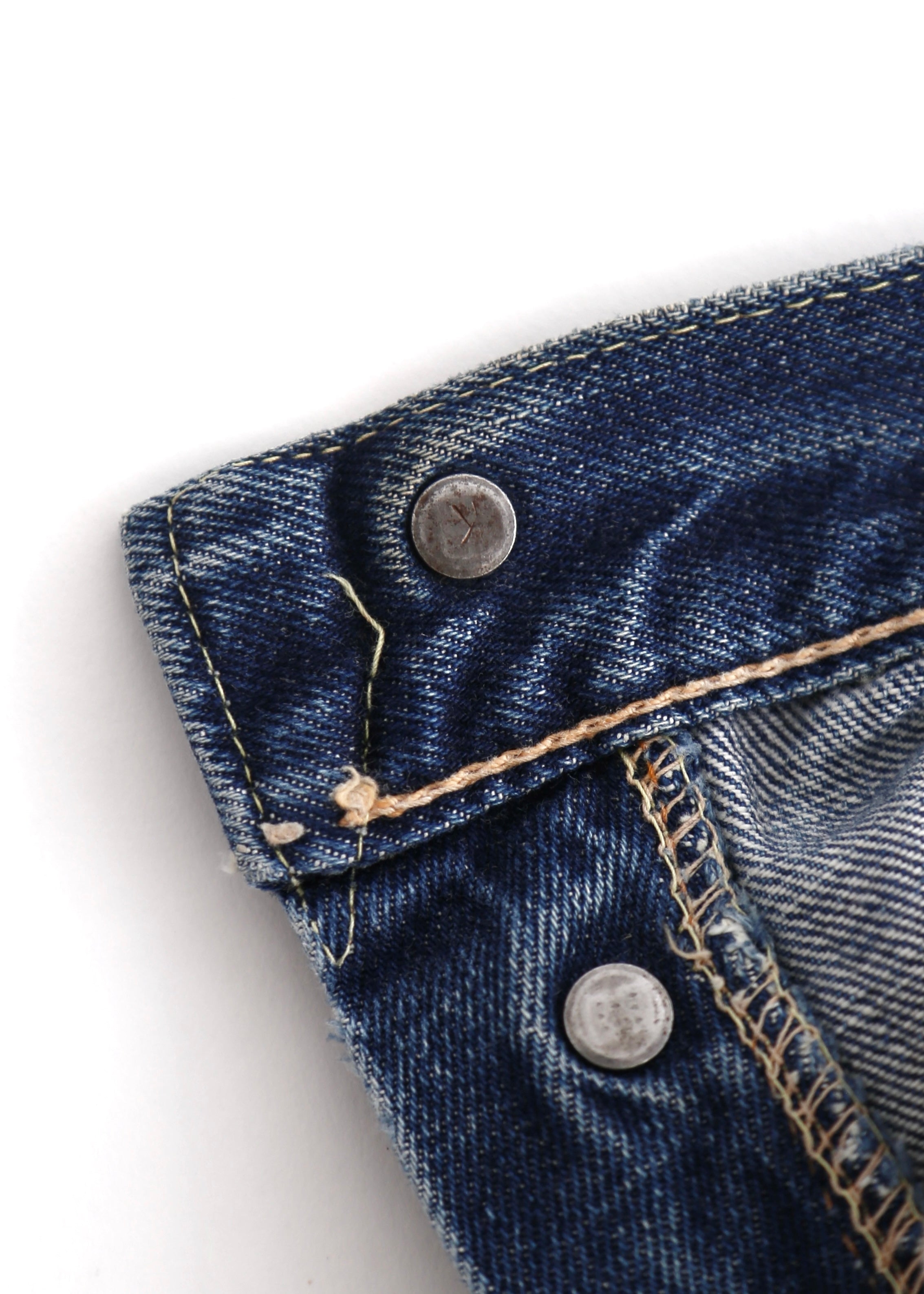EARLY 60’S BIG E HIDDEN RIVET LEVIS 501 DENIM JEANS