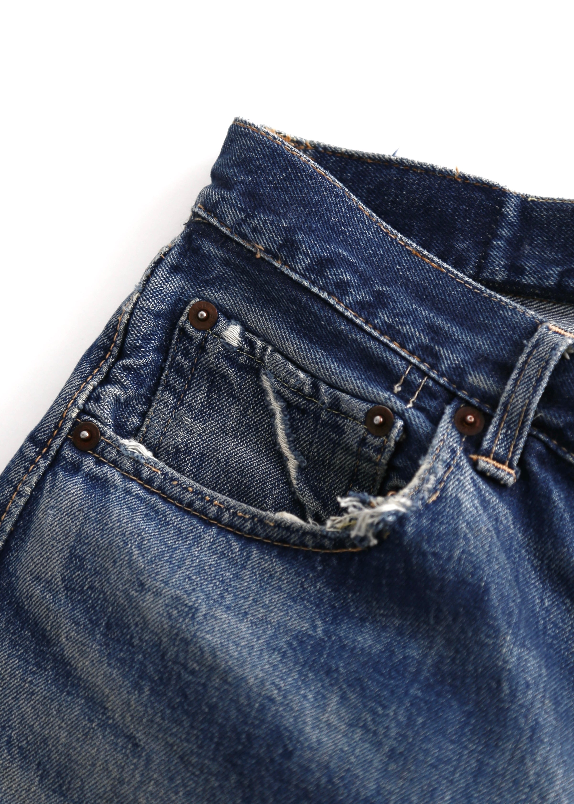 EARLY 60’S BIG E HIDDEN RIVET LEVIS 501 DENIM JEANS