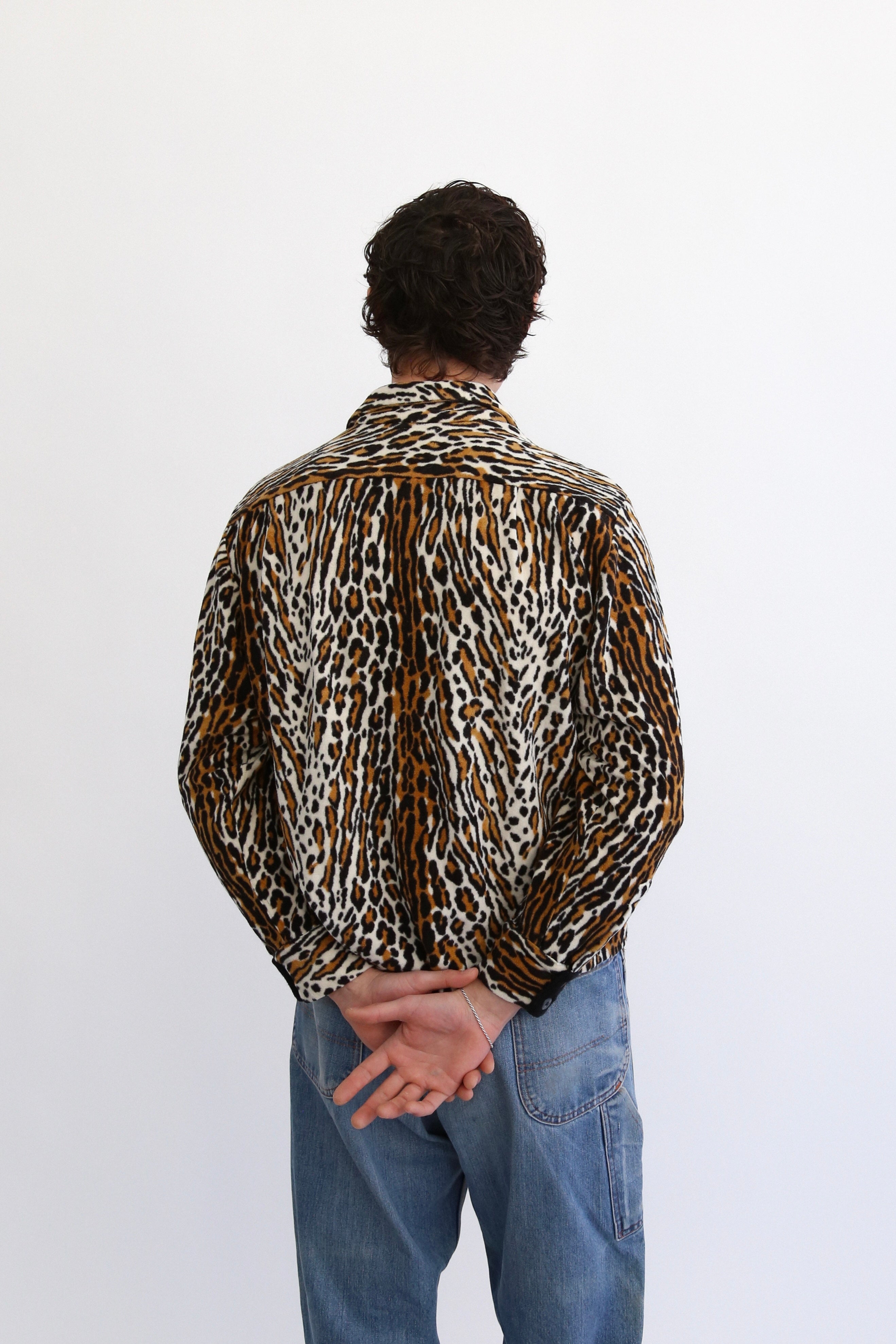 50’s Leopard Print Loop Collar Shirt