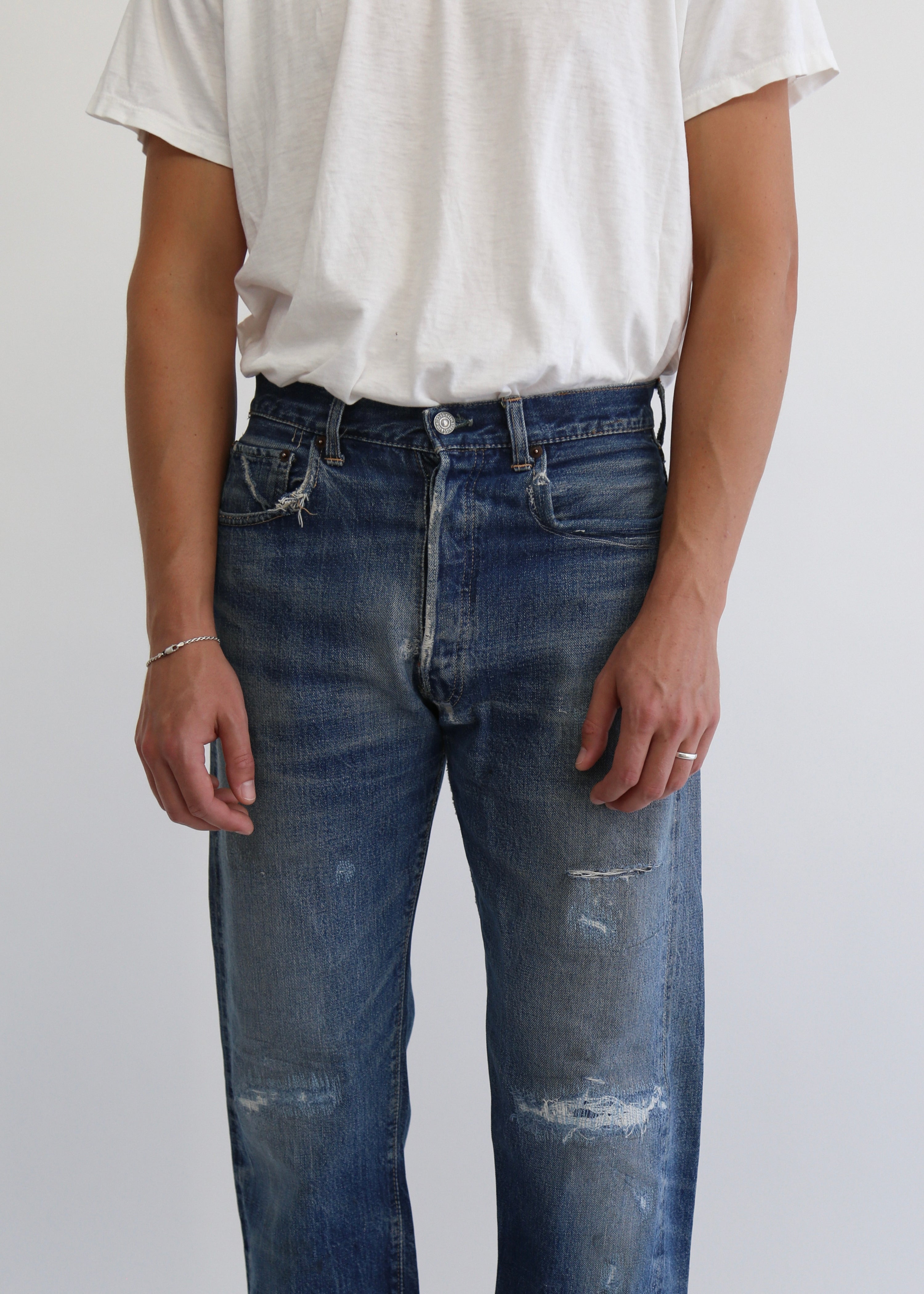 EARLY 60’S BIG E HIDDEN RIVET LEVIS 501 DENIM JEANS