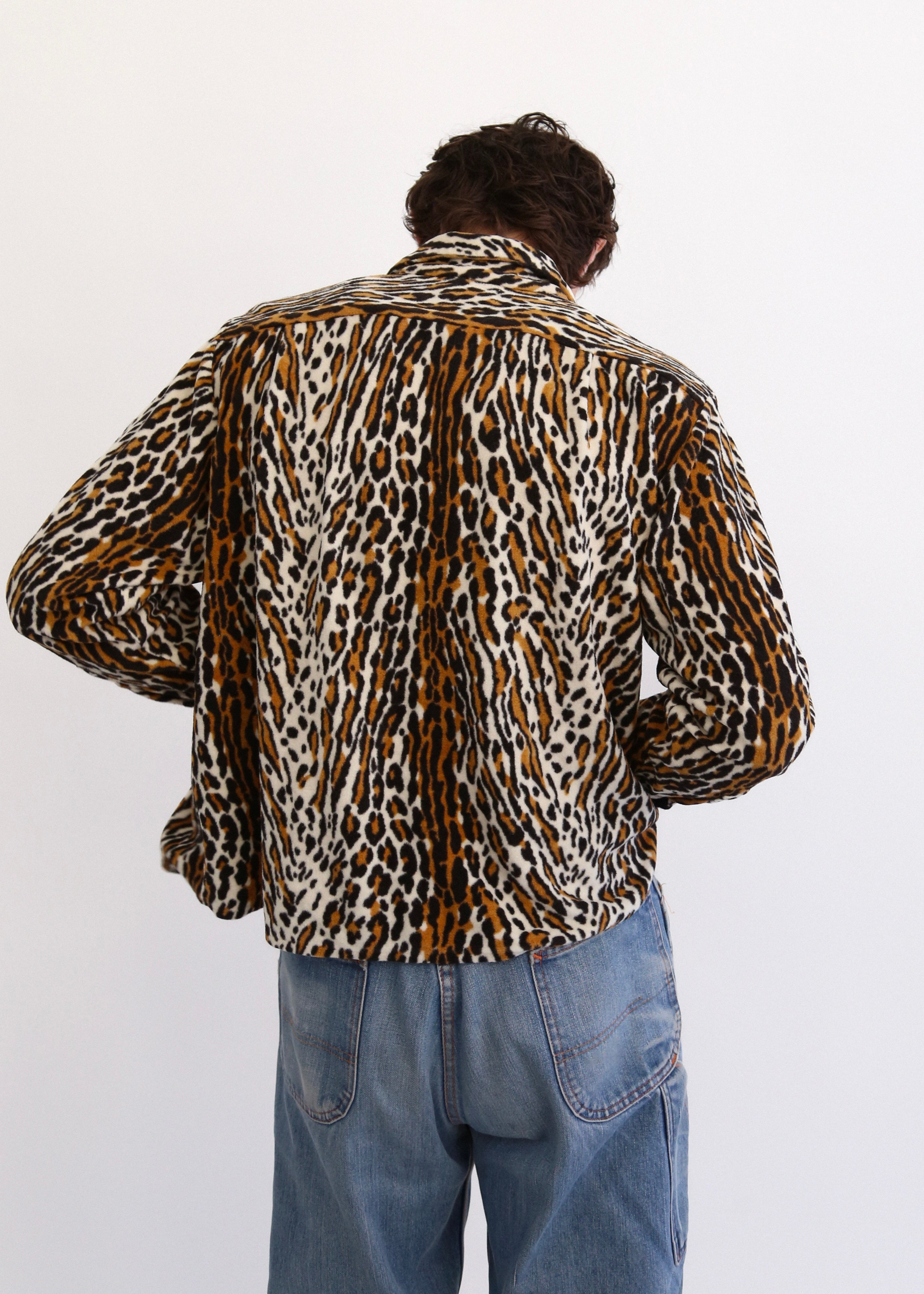 50’s Leopard Print Loop Collar Shirt